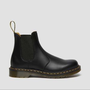 Dr. Martins Chelsea Boot
